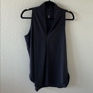 Lucy Sleeveless Black Top